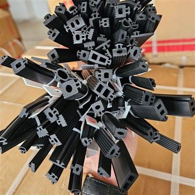 EPDM Köpüklü Kompozit Sızdırmazlık Şeridi